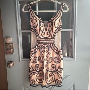 Beaded Mesh Cut Out Mini Formal Semi Prom Dress Cream Navy Blue Gianni Bini 3 S